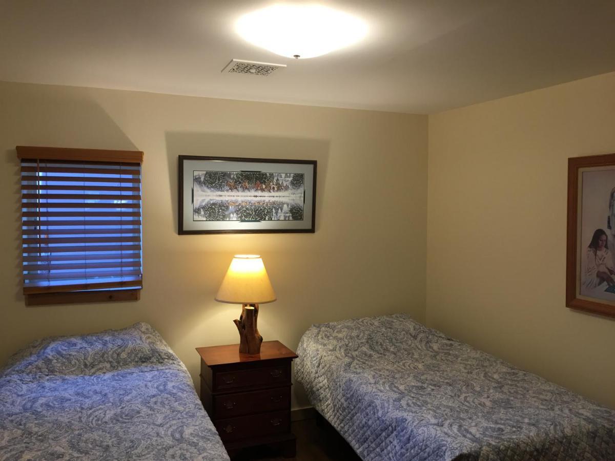 Creekside Downtown Vacation Suites, Only Adults 25 Or Older Buffalo Dış mekan fotoğraf